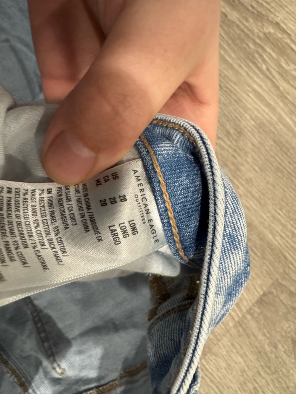 American Eagle Light Wash Mom Jeans - Picture 3 of 4
